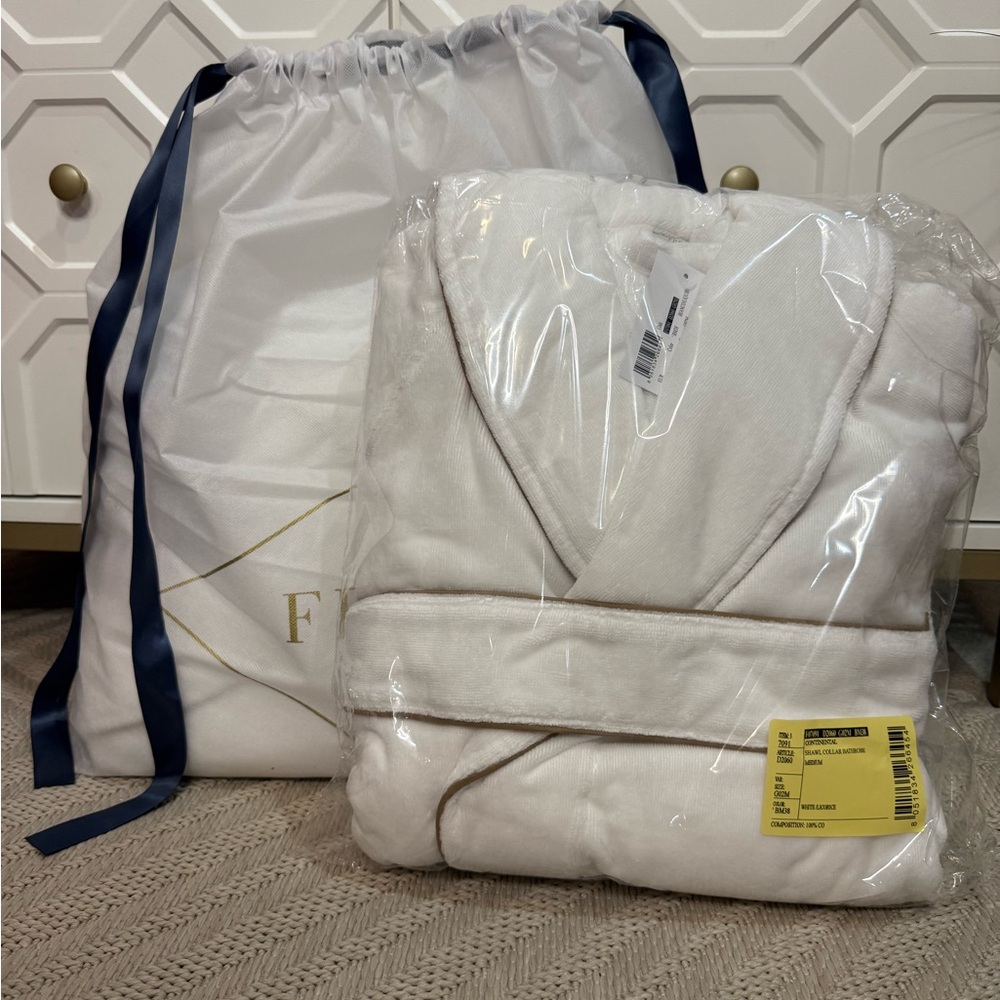 Frette Luxurious White Continental  Bathrobe